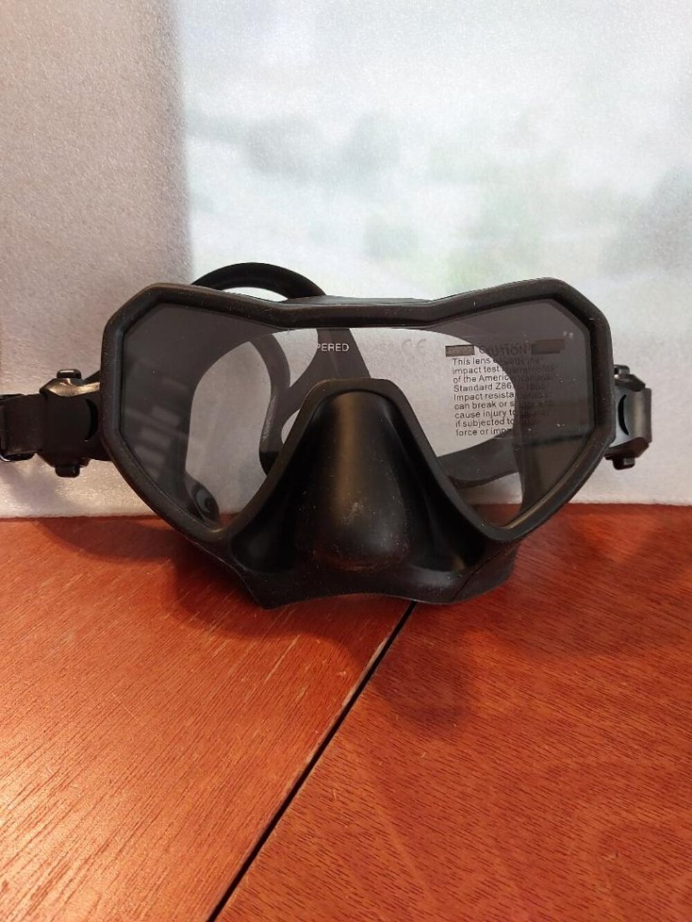 NEW BOX ! Kometra Adult Swim Goggles Nose Cover Wide View Diving Mask No Leak